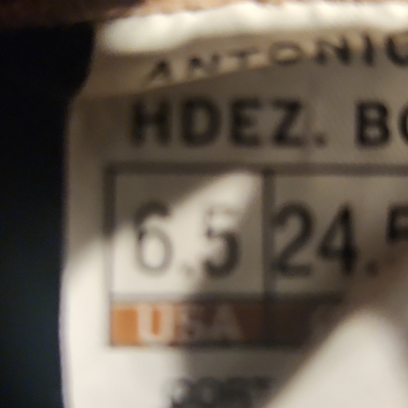 Cowboy Boots - Picture 7 of 8